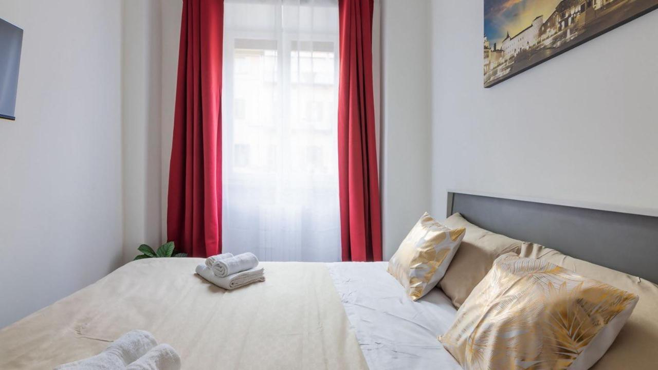 Porta Nuova Centro Elegante Suite Con Wifi Турин Экстерьер фото