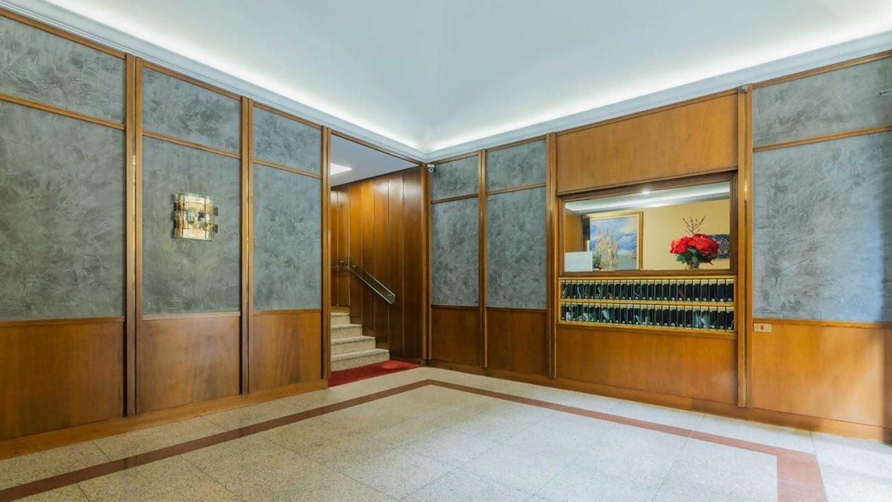 Porta Nuova Centro Elegante Suite Con Wifi Турин Экстерьер фото